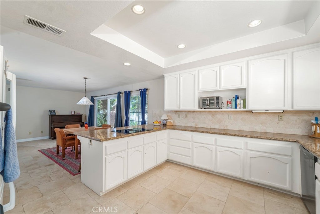 25391 Stageline, Laguna Hills CA 92653 - Photo 14