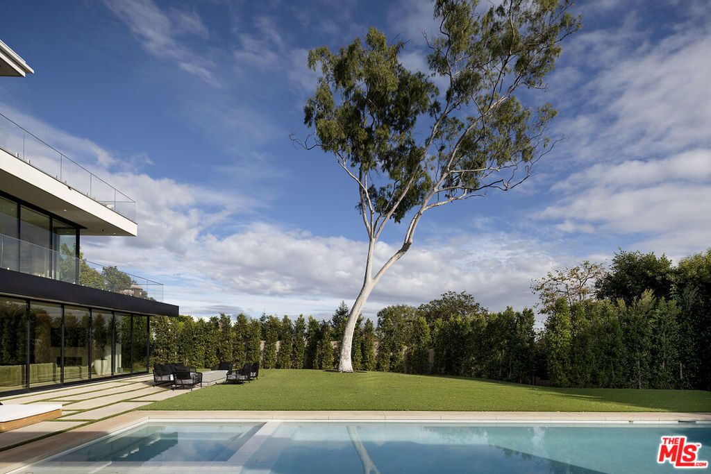 Photo of 1660 Casale Road, Pacific Palisades, CA 90272 (MLS # 26632233)