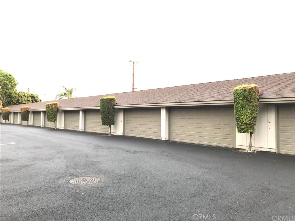 Chapman Villas (CHPV) - Residential Lease