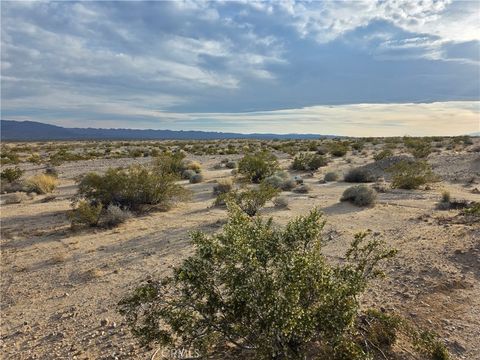 Photo of 0 Brant Xing Rd, 29 Palms, CA 92277 (MLS # IV26067895)