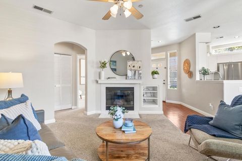 10766 Sabre Hill Dr 258 San Diego CA 92128