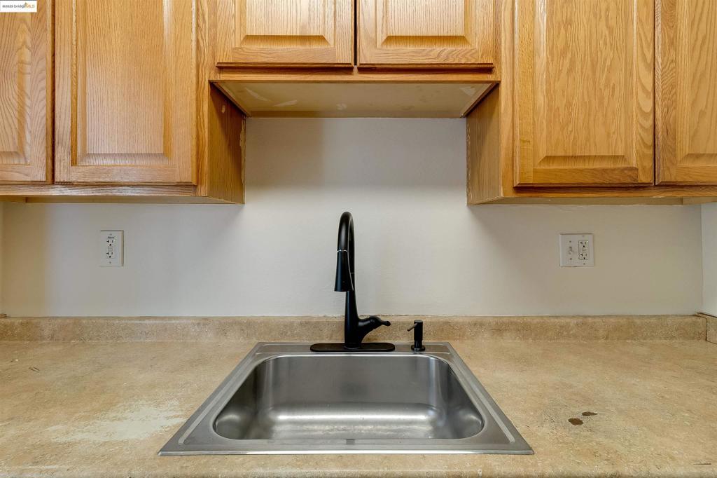 DEL RIO PARK - Residential