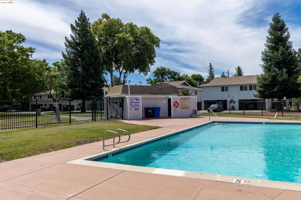 DEL RIO PARK - Residential