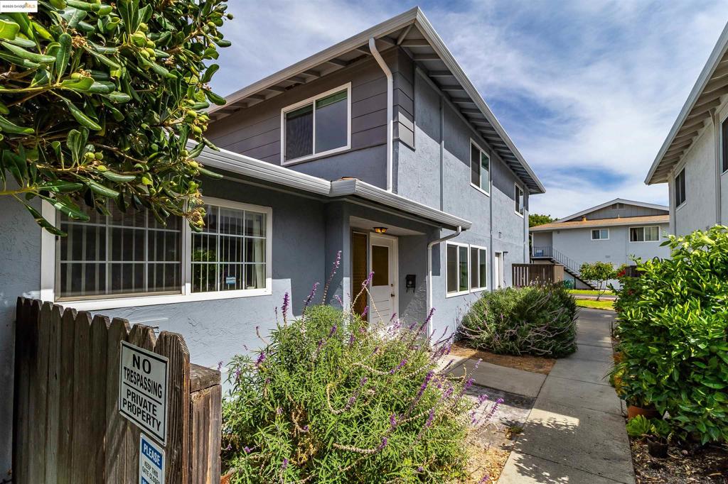 DEL RIO PARK - Residential