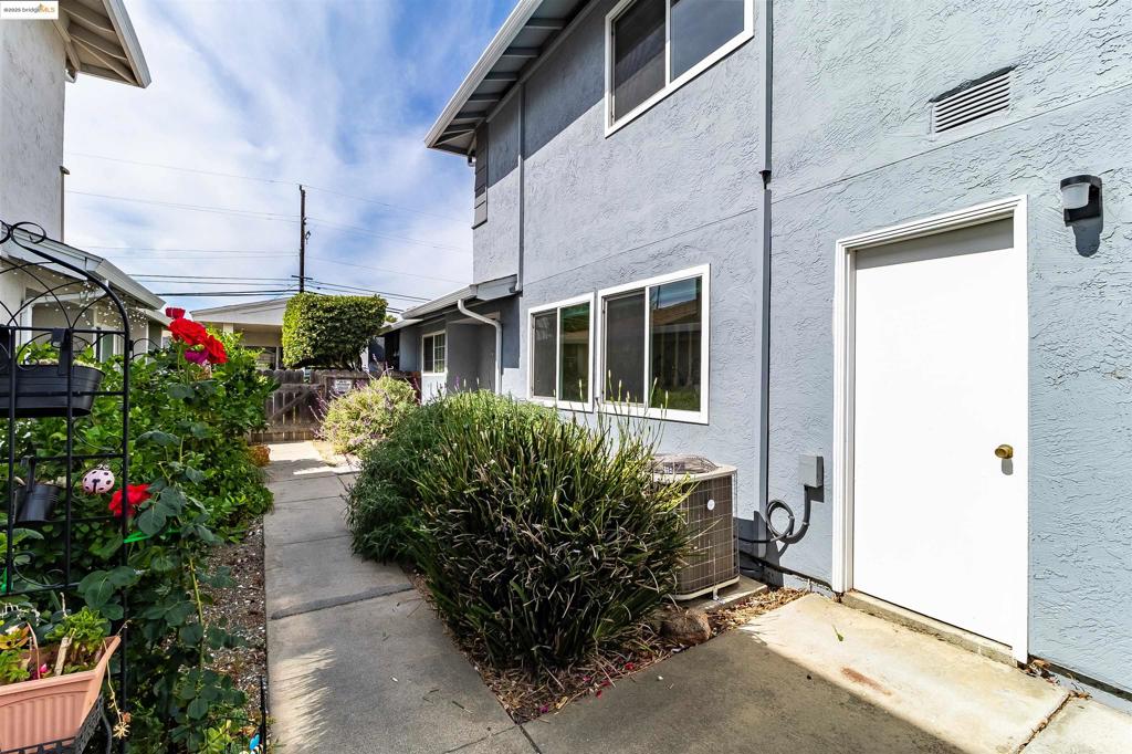 DEL RIO PARK - Residential