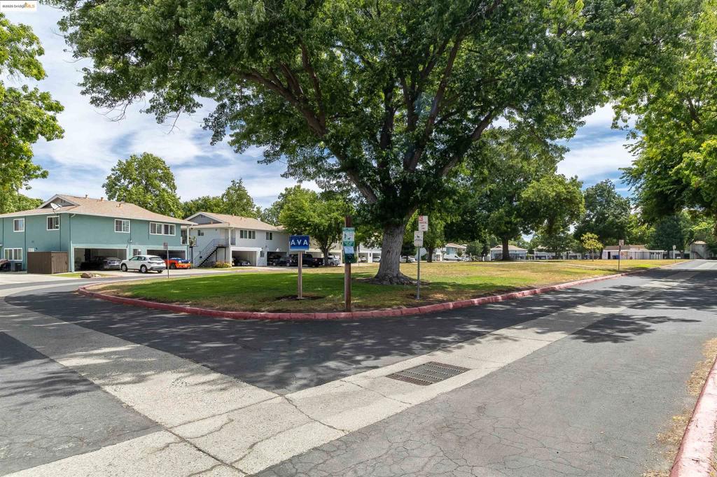 DEL RIO PARK - Residential