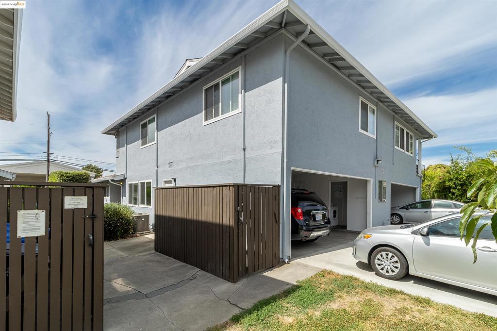 DEL RIO PARK - Residential