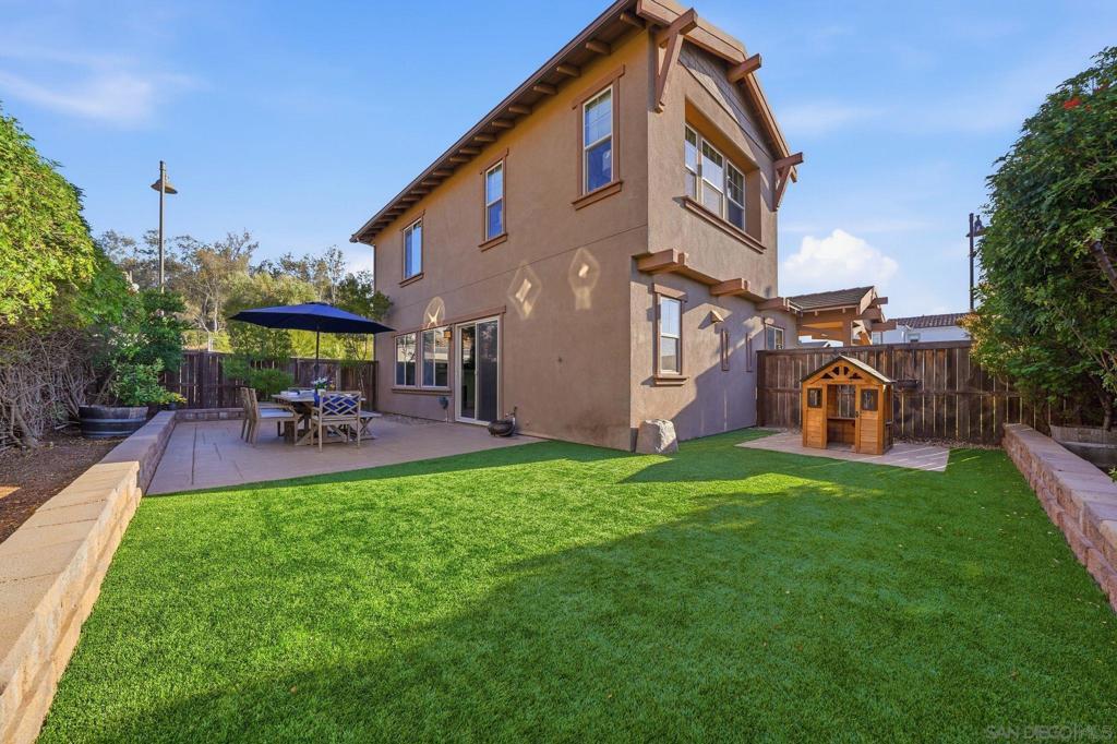 310 Dahlia Way