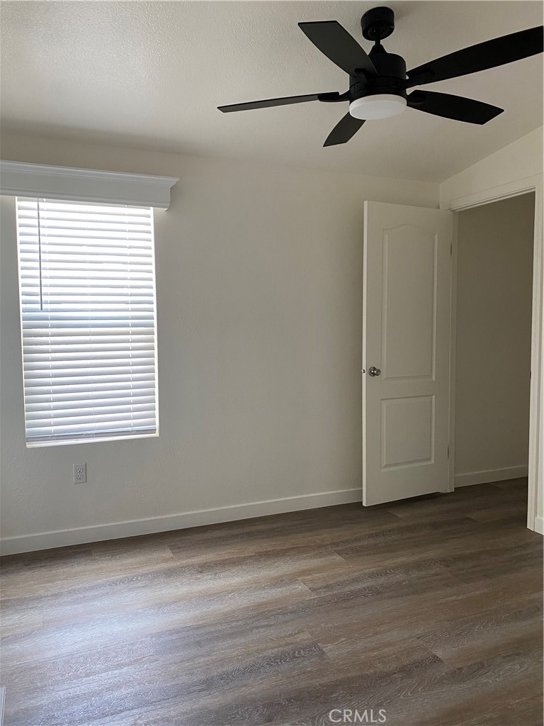 187 Ballard Street 23