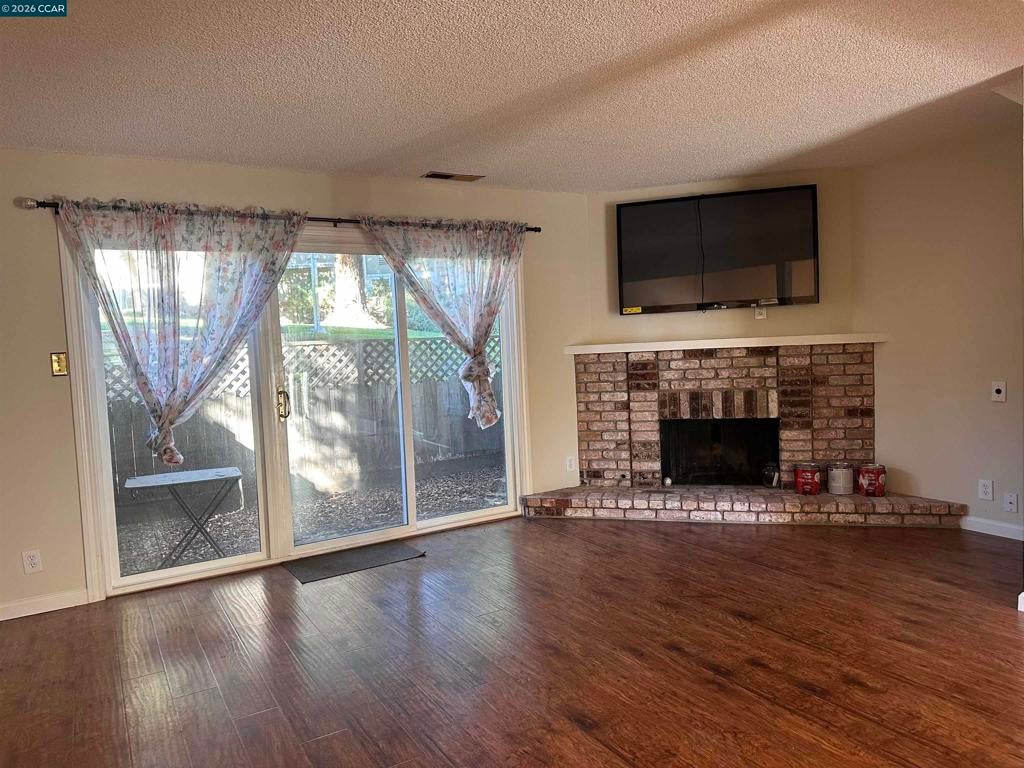 394 Ilo Ln Ln 601, Danville CA 94526