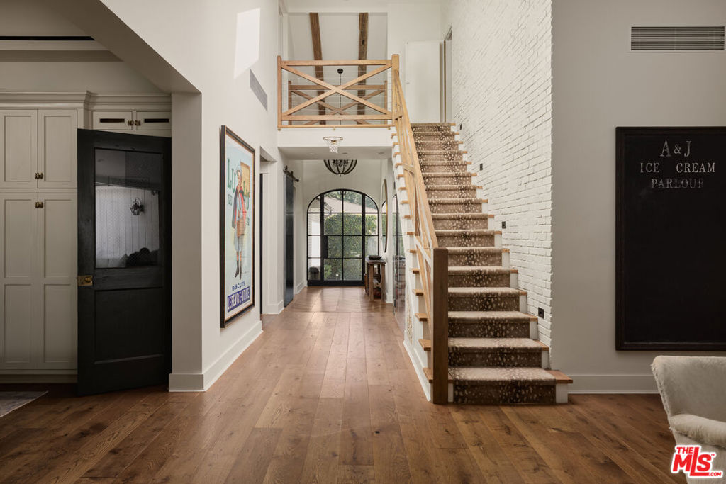 2835 Westbrook Avenue