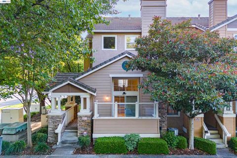 Photo of 4813 Boxwood Way Way #120, Dublin, CA 94568 (MLS # 41132245)