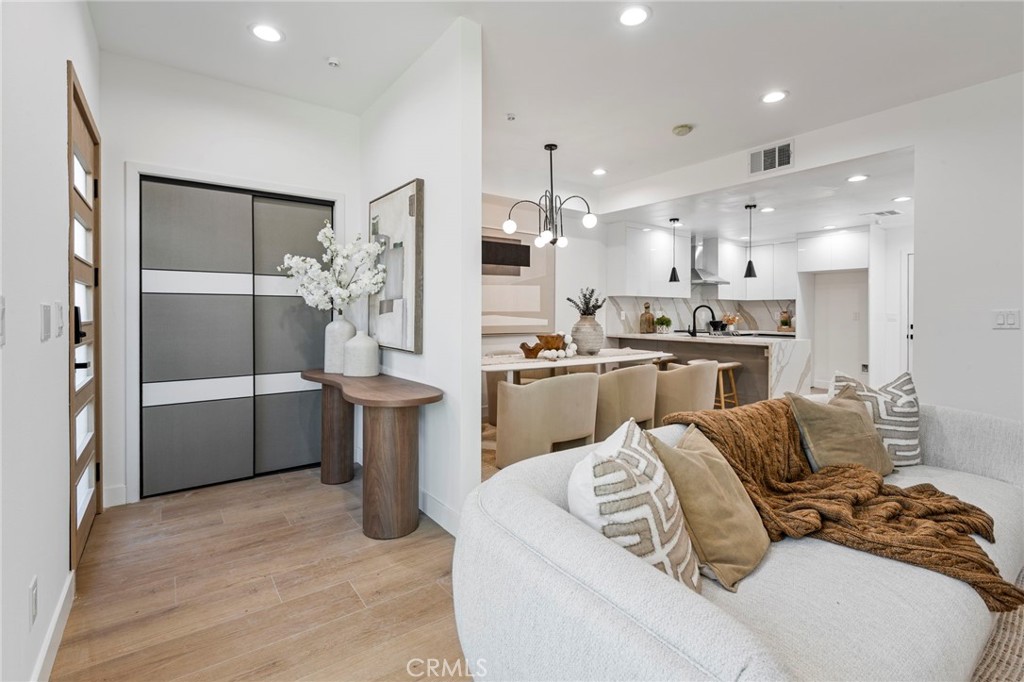 1022 W 223rd Street 6