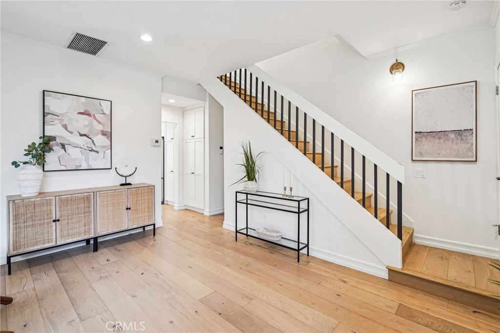 713 9th Street 3