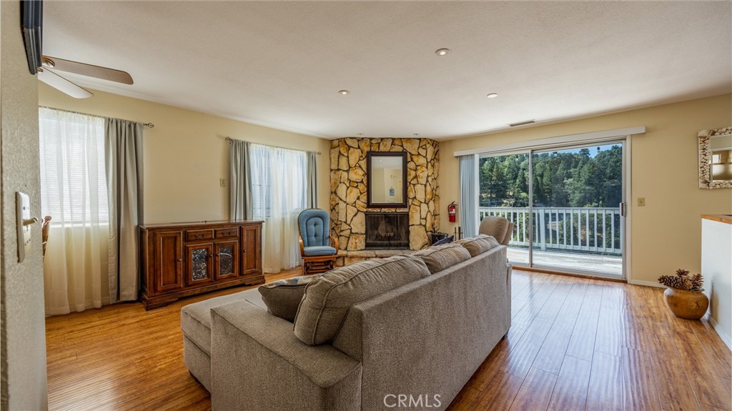448 Delle Drive