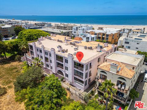 Tiny photo for 6220 Pacific Avenue #303, Playa Del Rey, CA 90293 (MLS # 25610865)