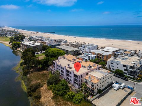 Tiny photo for 6220 Pacific Avenue #303, Playa Del Rey, CA 90293 (MLS # 25610865)