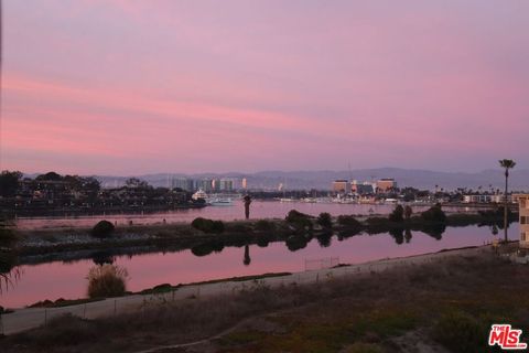 Tiny photo for 6220 Pacific Avenue #303, Playa Del Rey, CA 90293 (MLS # 25610865)