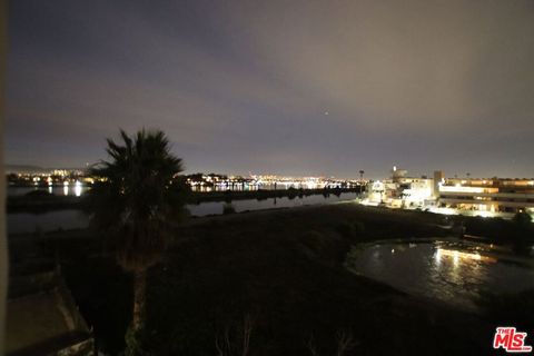 Tiny photo for 6220 Pacific Avenue #303, Playa Del Rey, CA 90293 (MLS # 25610865)