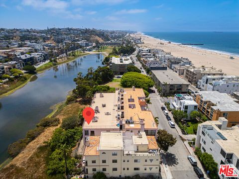 Tiny photo for 6220 Pacific Avenue #303, Playa Del Rey, CA 90293 (MLS # 25610865)