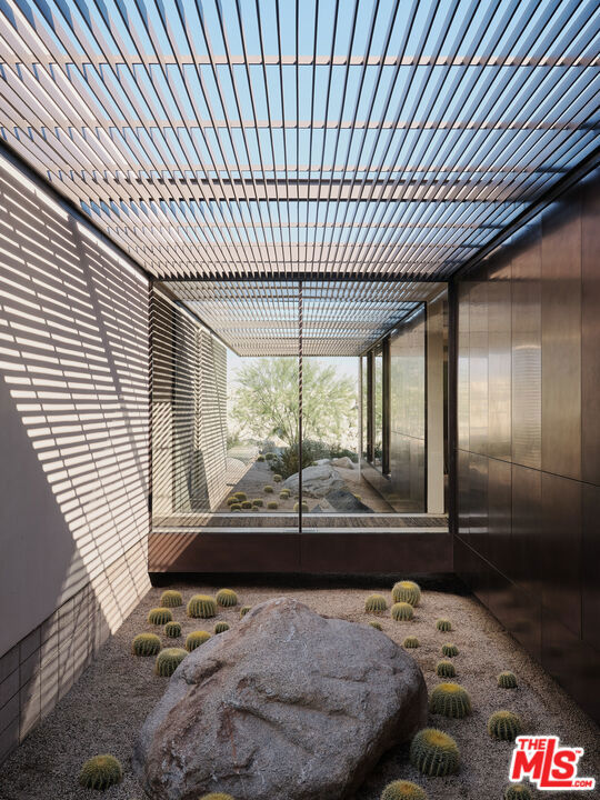 2212 WINTER SUN Drive