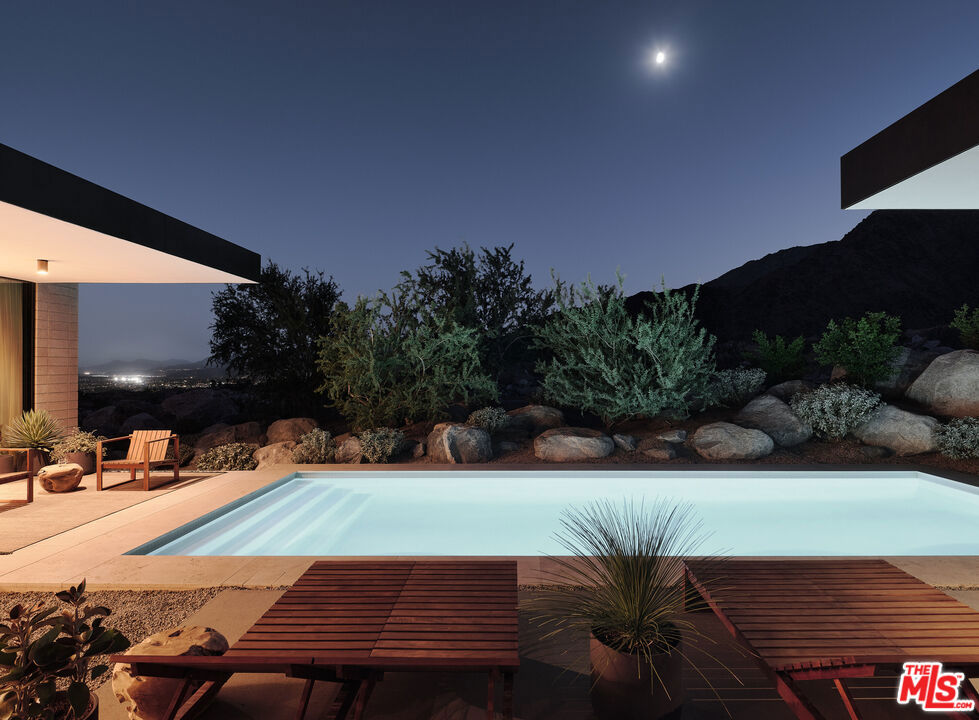 Desert Palisades - Residential
