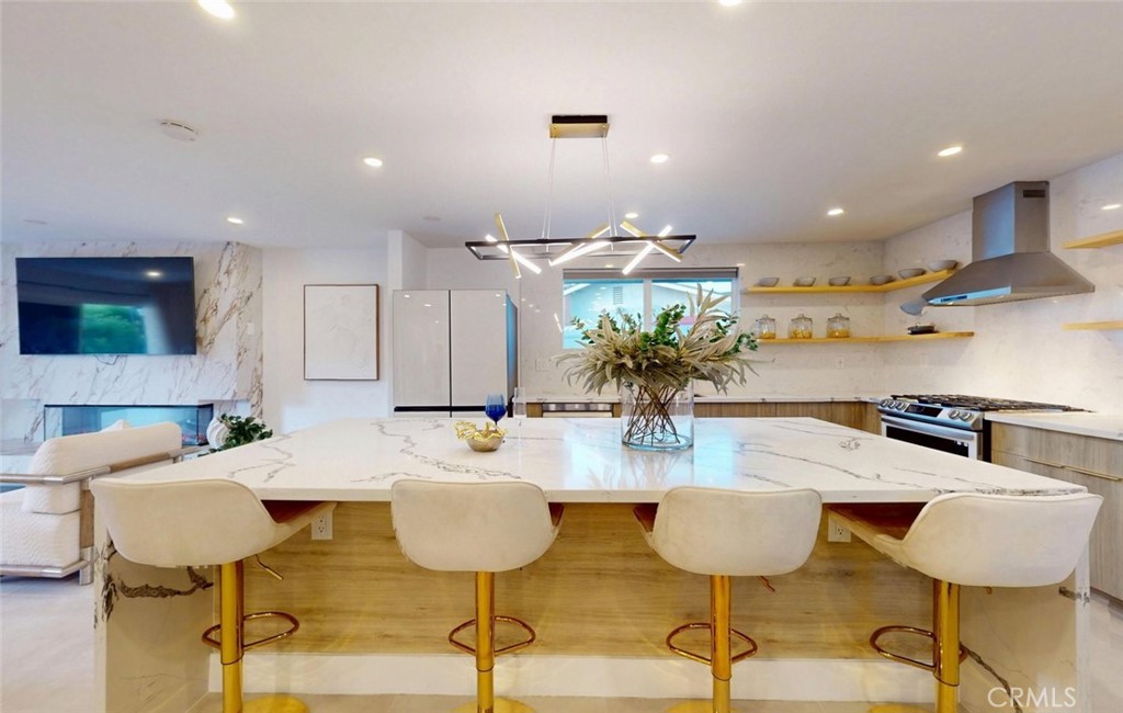 17541 SANTA CRISTOBAL