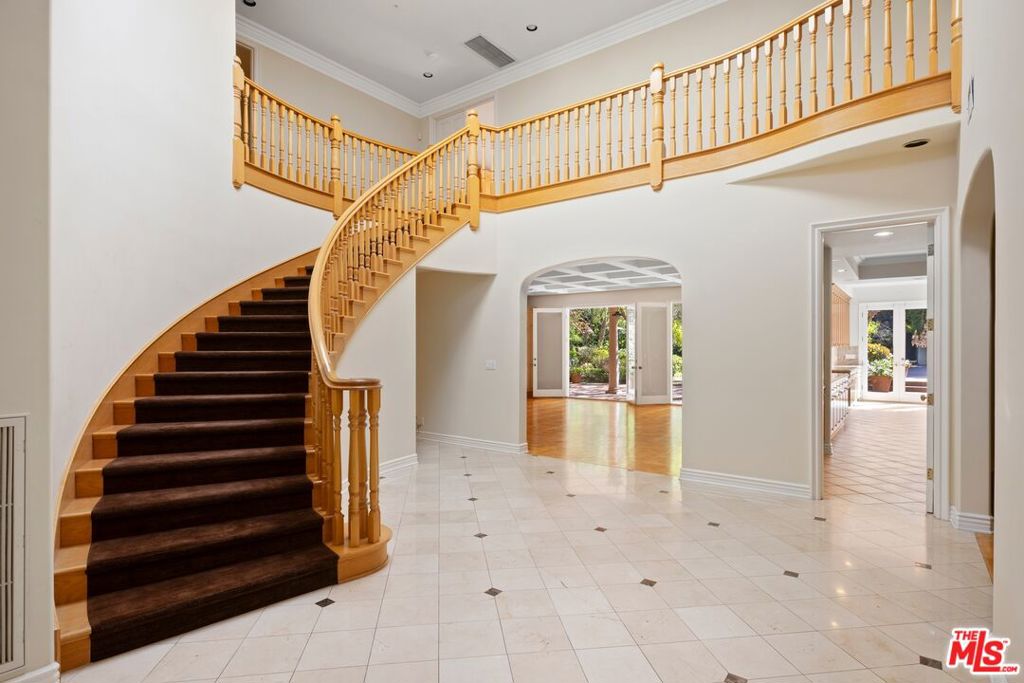 625 Foothill Road