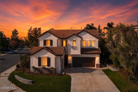 Photo of 185 Laurel Wood Court, Simi Valley, CA 93065 (MLS # 226000209)