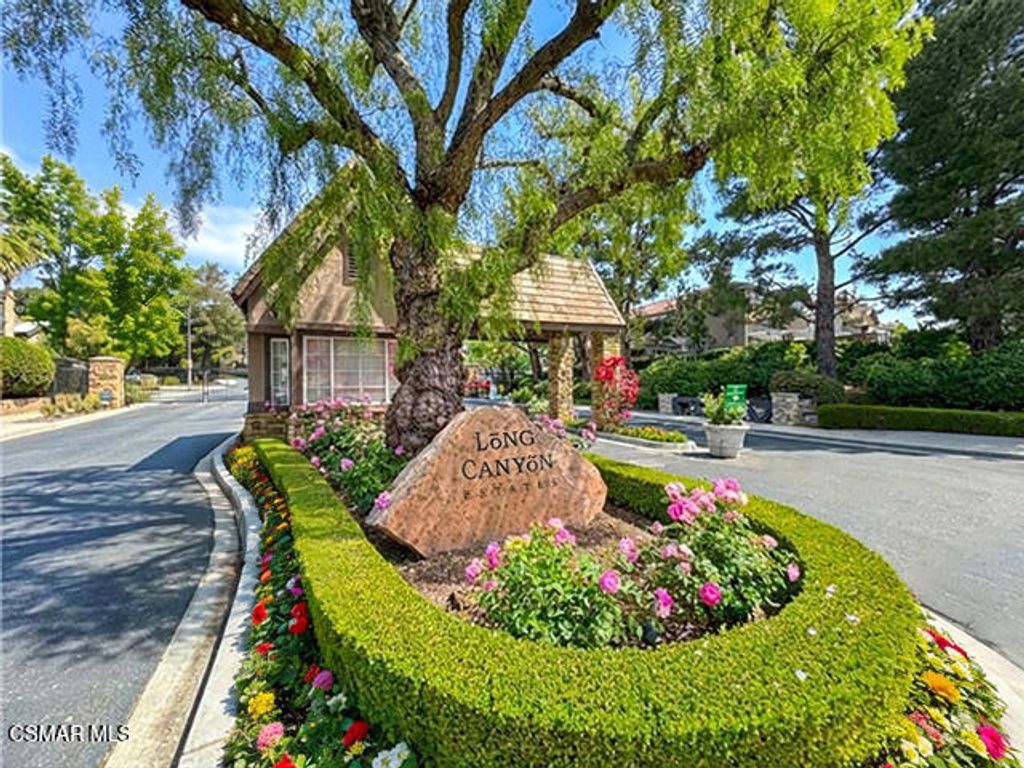 Photo of 185 Laurel Wood Court, Simi Valley, CA 93065 (MLS # 226000209)