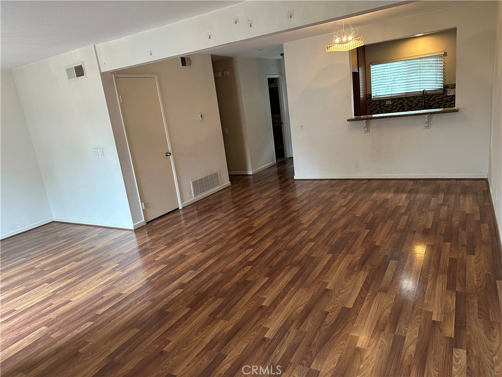 187 Rockwood