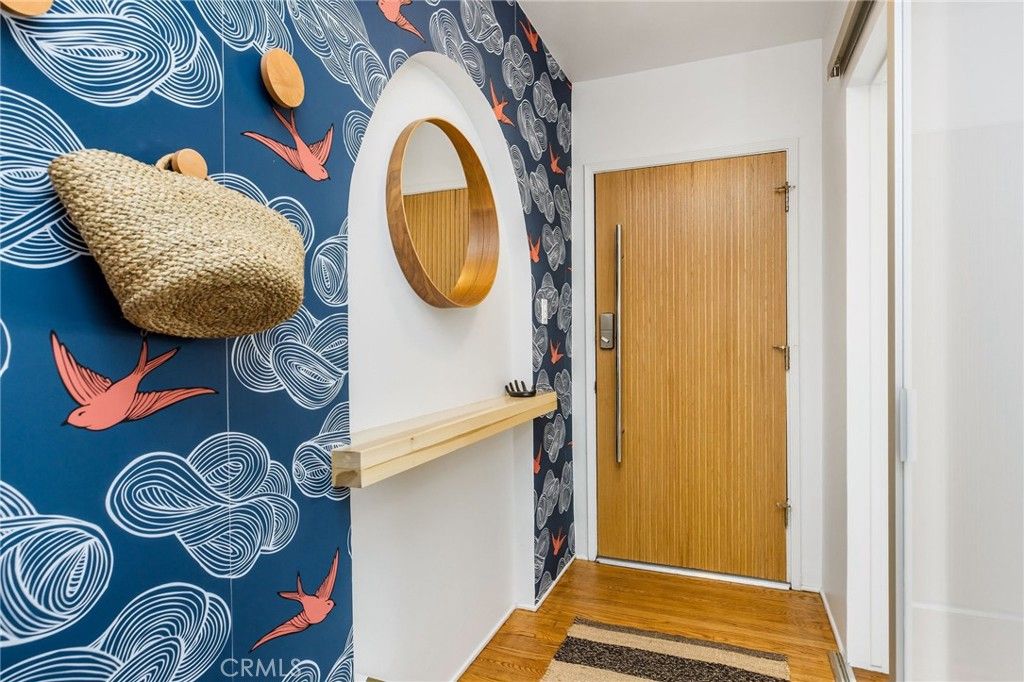 Photo of 5530 Carpenter, Valley Village, CA 91607 (MLS # SR25251981)