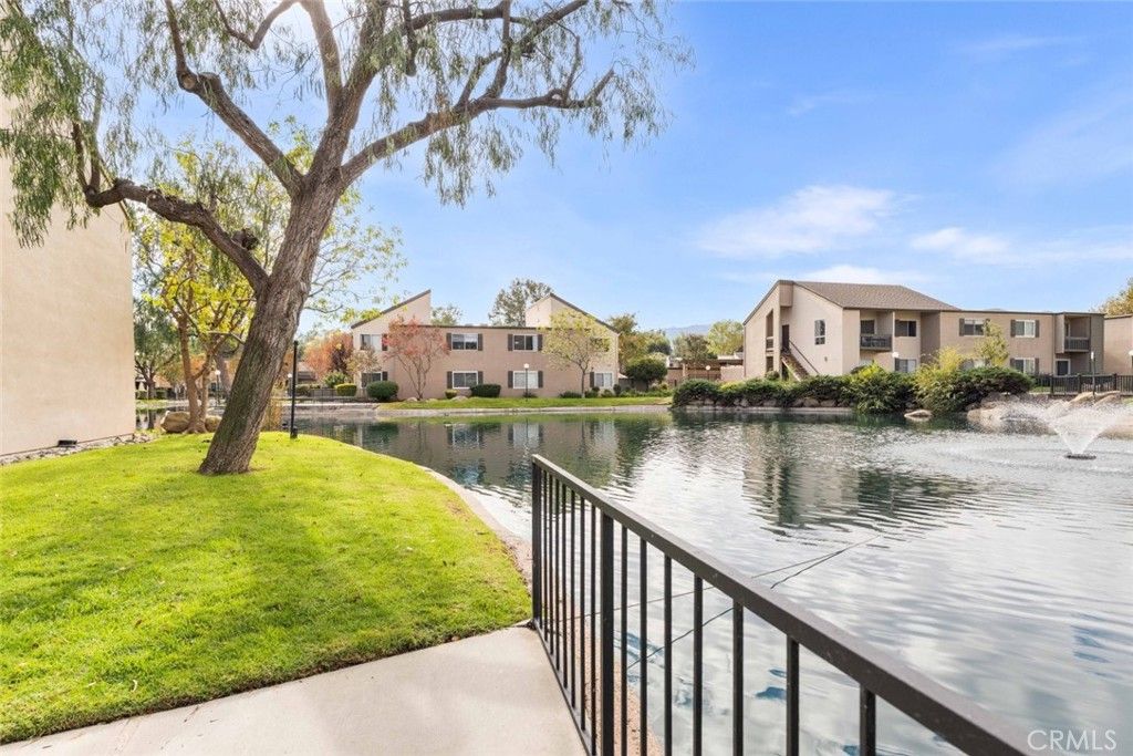 Photo of 24430 Nicklaus Drive #L2, Valencia, CA 91355 (MLS # GD25263961)