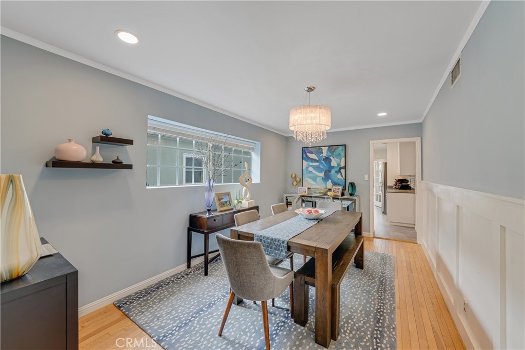 3641 Walnut