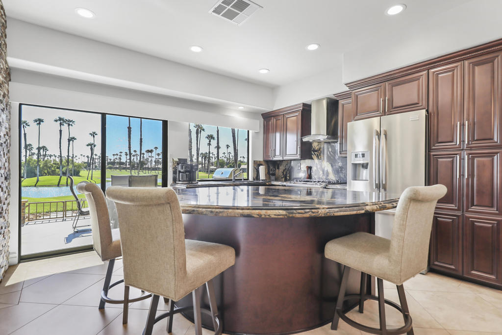 Palm Valley CC - Residential Lease