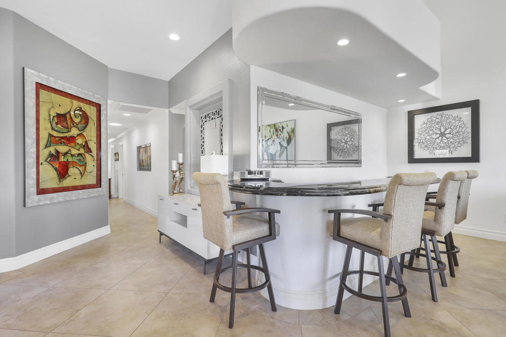 Palm Valley CC - Residential Lease