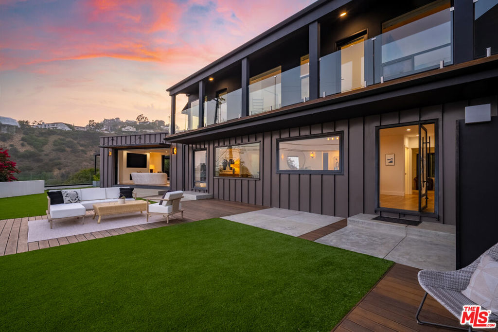8021 Floral Avenue