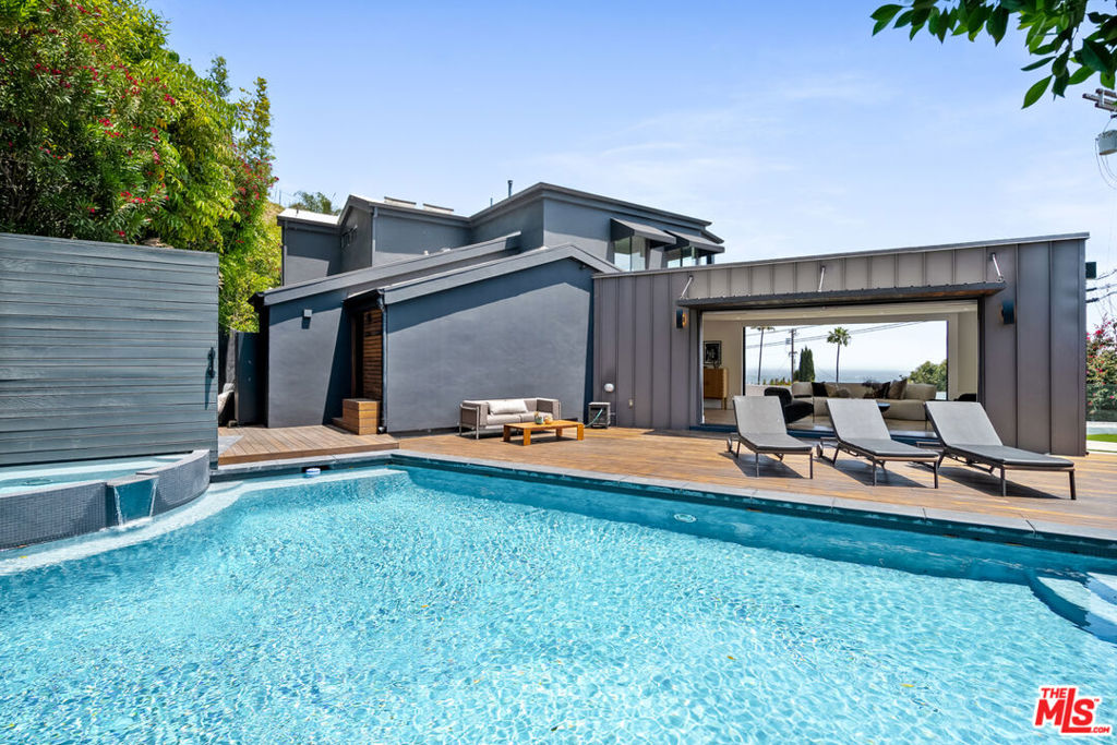 8021 Floral Avenue