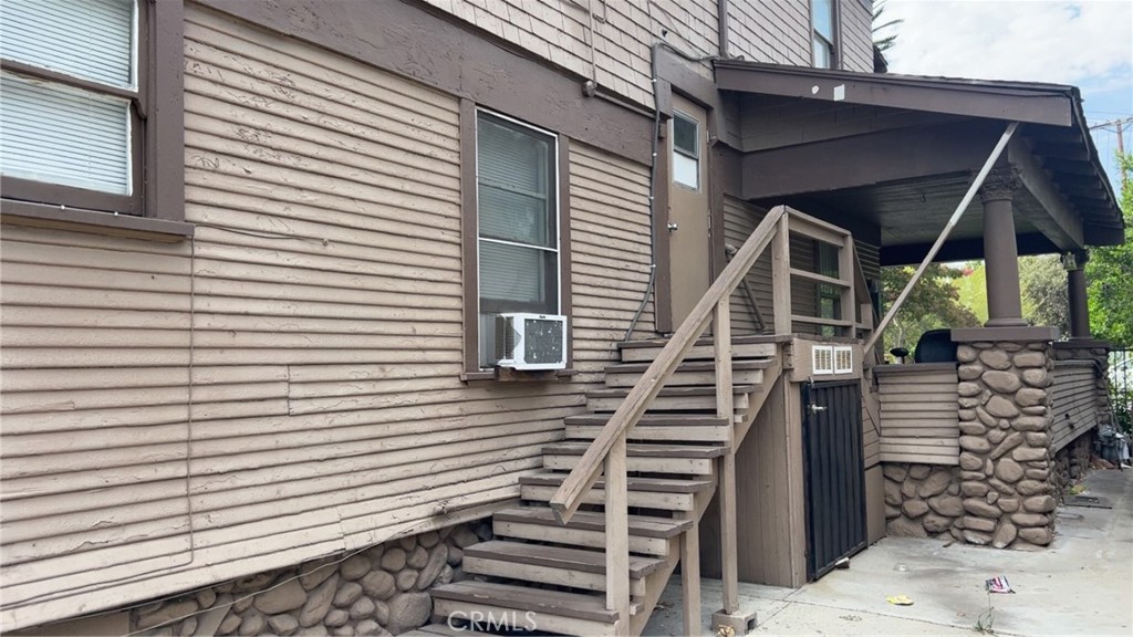 * UNIT #2 – * SUPER CUTE STUDIO * UPSTAIRS UNIT * Small kitchen and full bathroom. Kitchen with honey brown shaker style cabinets, gas range and refrigerator included. Vinyl plank flooring throughout. Unit is one of 3 studios located behind the main house with a private entrance to unit. Wall AC and street parking. * Included in rent: All utilities included * Laundry: None * Pet Policy: No Pets * Rent: $ 1,450 / Security Deposit: $ 1,450 / $45 per Adult Processing Fee – Cashier’s Check or Money Order only for Application Fee, Security Deposit and Processing Fee. NO smoking/vaping. One application per person living in property 18 and over. We require all original applications be delivered to our offices by prospective tenant. All tenants must carry renters insurance for the totality of their lease. Please be sure to read our entire application. Square footage and lot sizes are estimated. Minimum one year lease. *