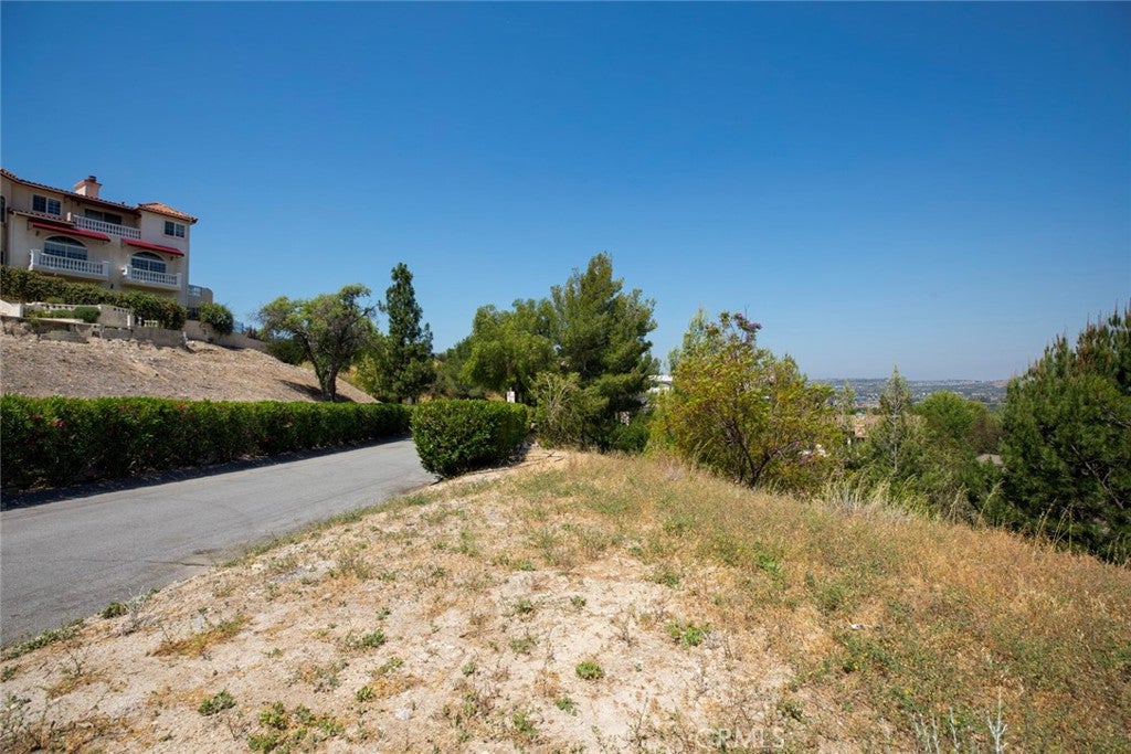23805 Bella Vista Drive