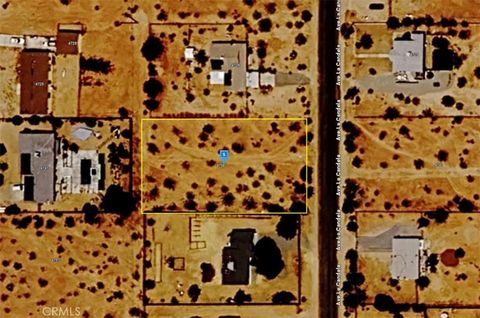 Photo of 4738 Avenida La Candela, Joshua Tree, CA 92252 (MLS # AR26071755)