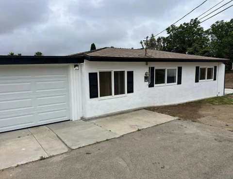 1373 Lawana Dr, Vista, CA 92083 - MLS#: 260012617SD