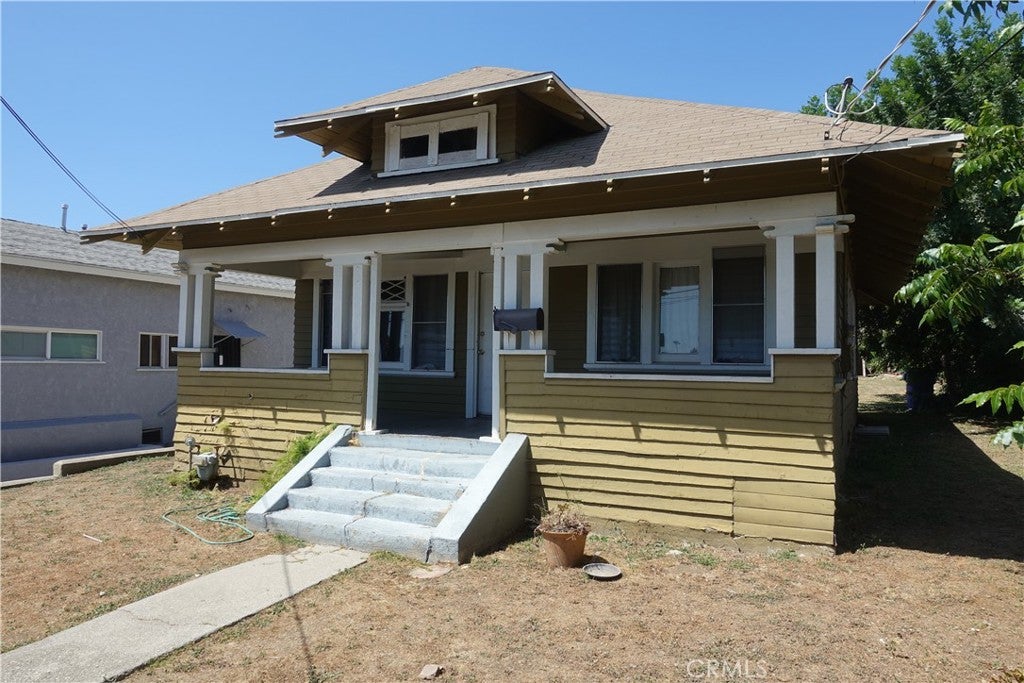 2217 Elsinore ST