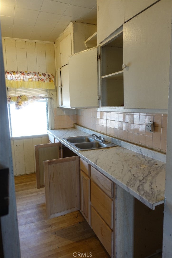 2217 Elsinore