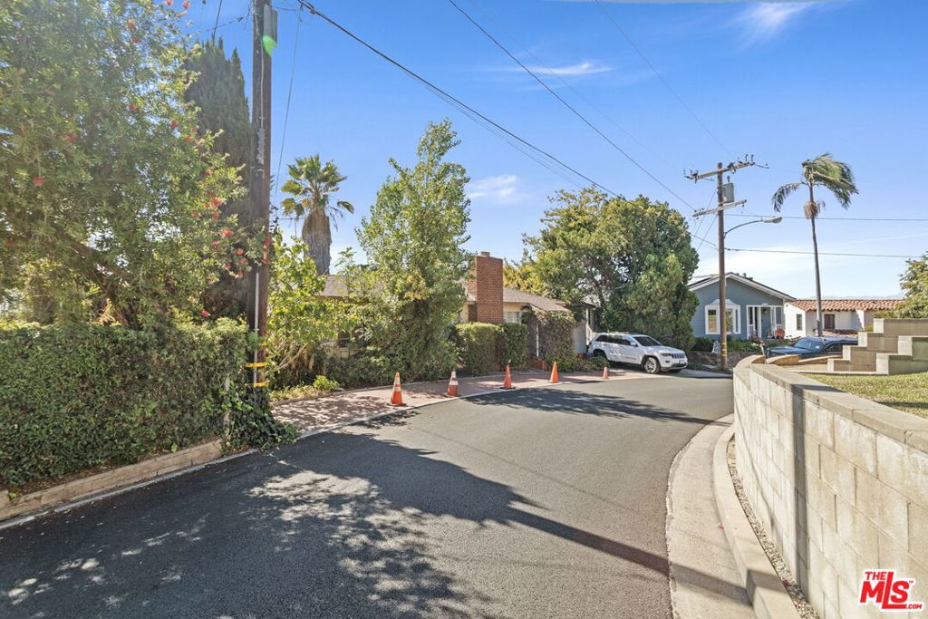 216 Stockbridge Avenue