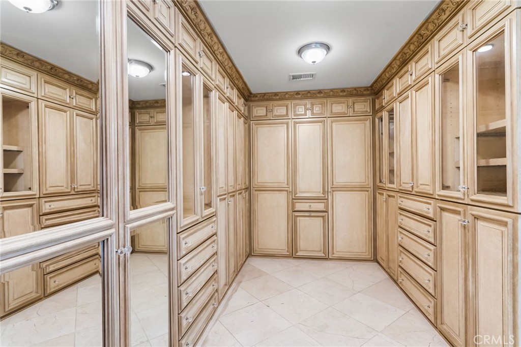 Nellie Gail (NG) - Residential