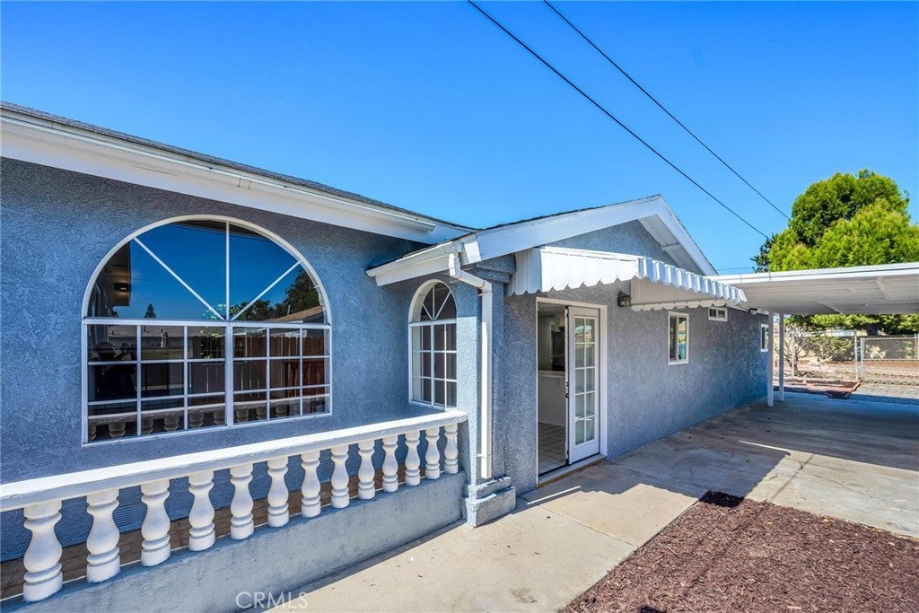 1559 W 223rd