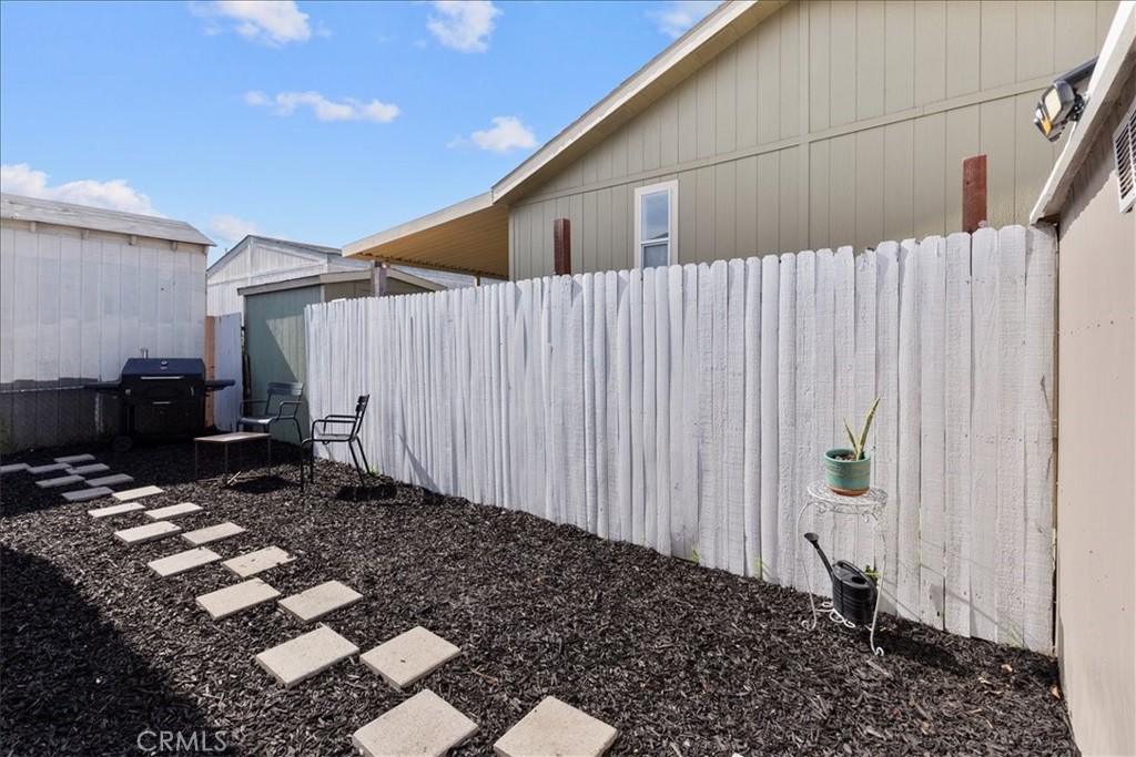 9080 Bloomfield 257