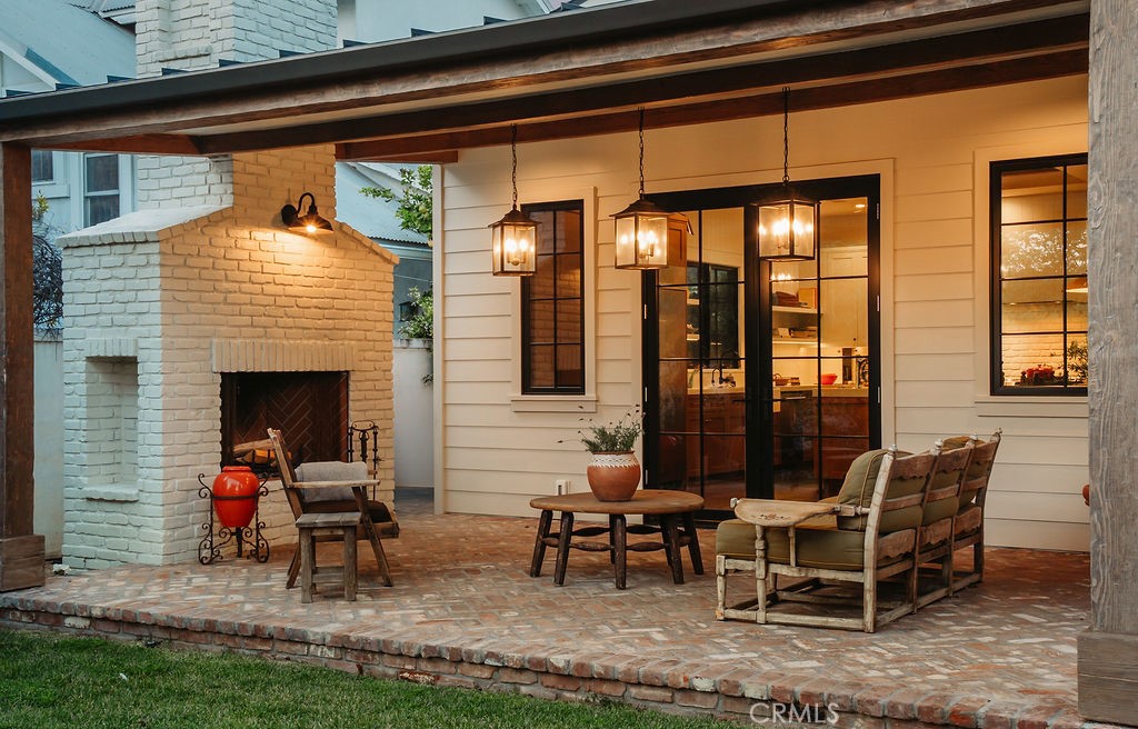 224 Flower Street