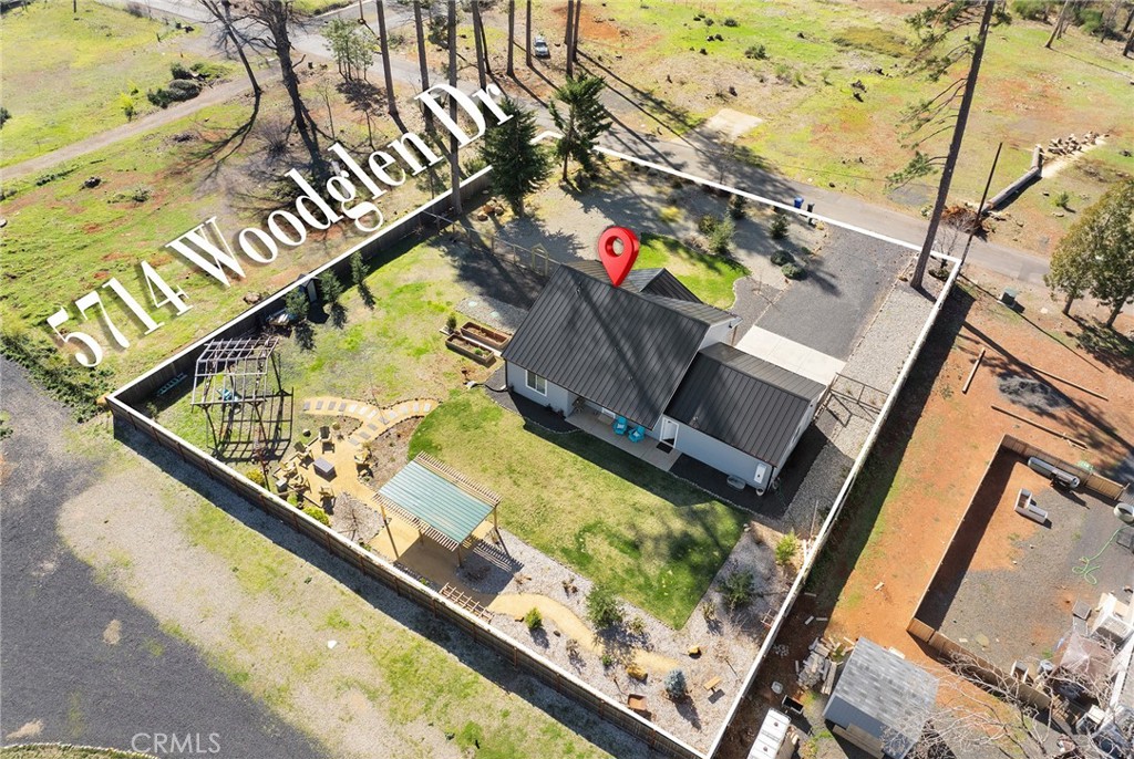 5714 Woodglen